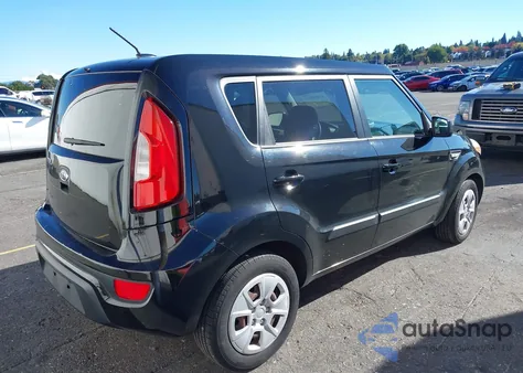 2012 Kia Soul z USA, uszkodzony, nr VIN KNDJT2A51C7747779